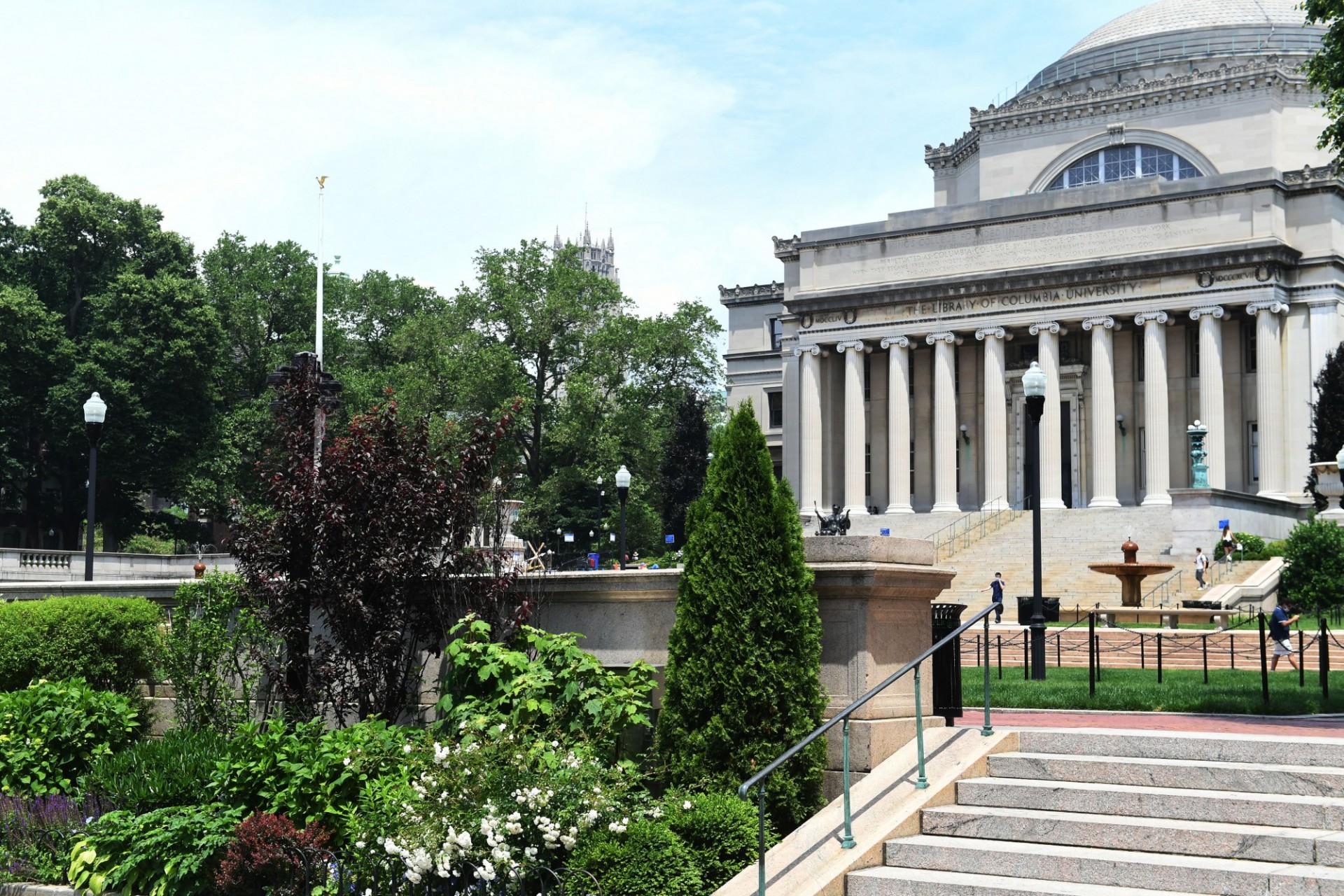 Summer, Low Library