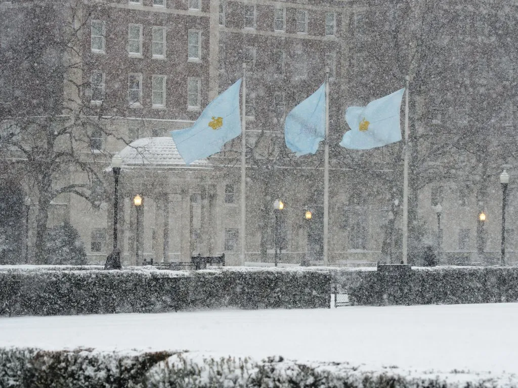Snow on Columbia campus, South Lawn